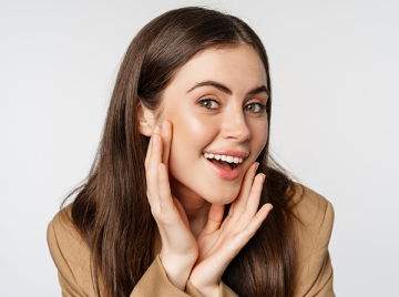 Does Teeth Whitening Hurt or Cause Sensitivity? Here’s the Truth